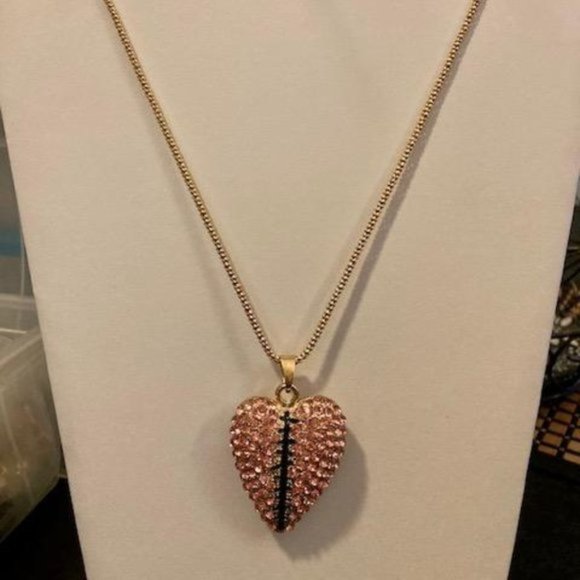 Broken Heart Necklace - Picture 4 of 7